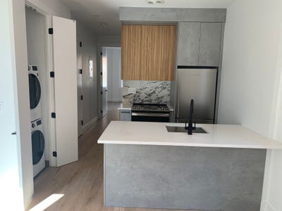 Private Bedroom & Bathroom in 2BRBA Crown Heights Main Photo