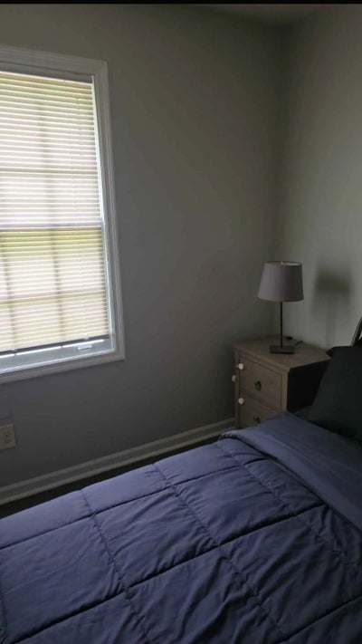 Furnished 1 bedroom  Main Photo