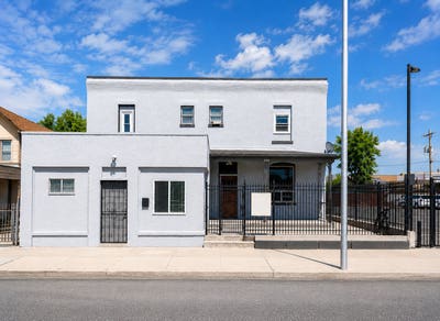 Beautiful remodeled one BR | Pueblo Main Photo