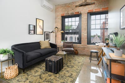 1 Bed  1 Bath in West Loop Main Photo