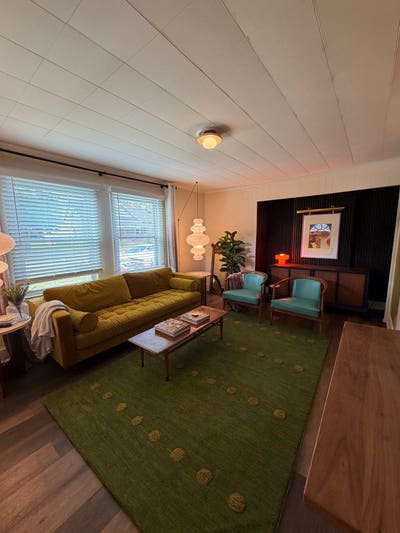 Fully Furnished Pet Friendly 1b 1b Home Outside Gv Main Photo