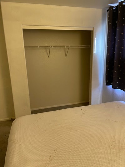 Rent one or two rooms  Main Photo
