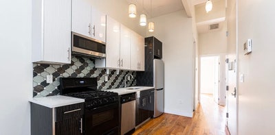 Best Bushwick spot! Duplex // d’washer  Main Photo