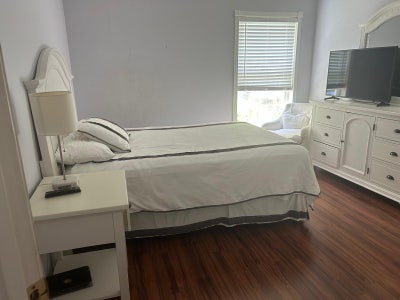 Room for Rent  Main Photo