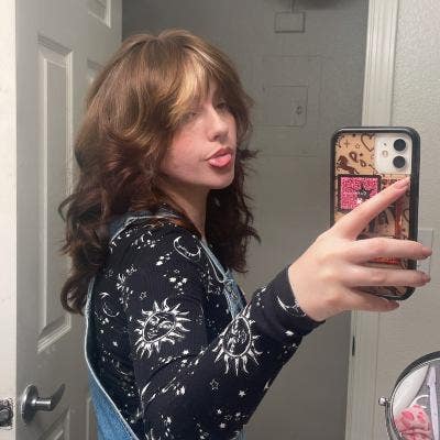 looking for roommates in Costa Mesa Main Photo