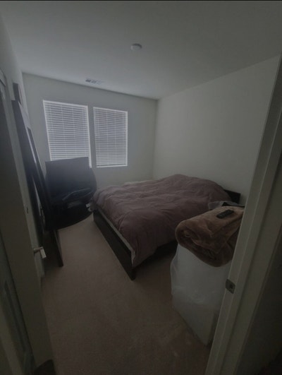 Room, Private Bath, parking garage Main Photo