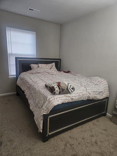 Room for rent Main Photo