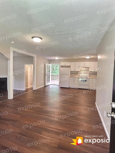 Bright home in Jonesboro Main Photo
