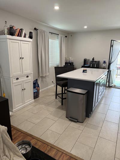 Cute home in Huntington Beach  Main Photo