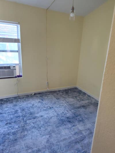 Room For Rent Main Photo