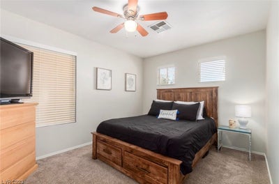 Large room available Main Photo