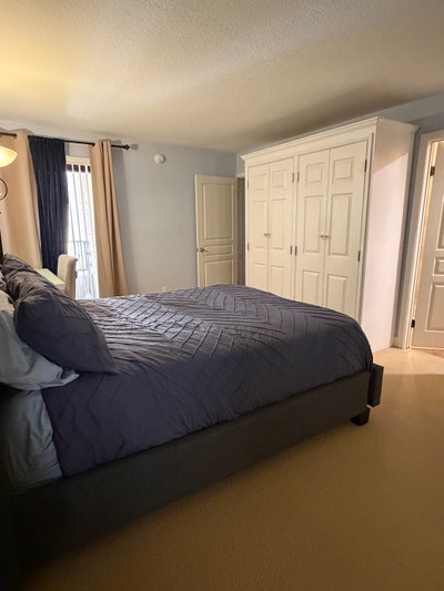 Fully furnished with Part Time Roommate Main Photo