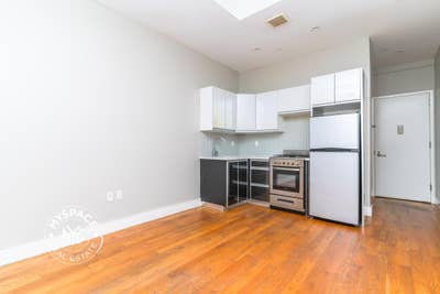 #1086 Rooms in 3Br/1Ba in Bedford Stuyvesant Main Photo