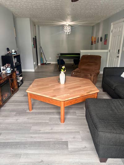 Modern, fully renovated bedroom, bath condo offeri Main Photo