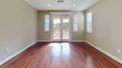 Private room for rent in Kentwood avenue with CUS Main Photo