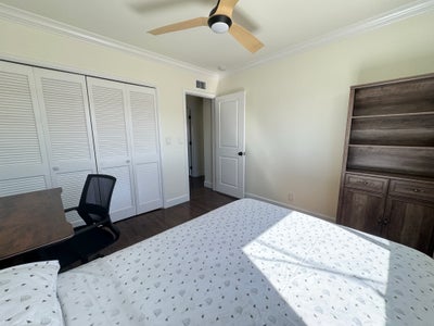 Private Furnished Room for Rent in Beautiful Home Main Photo