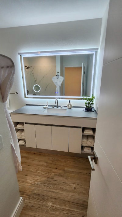 Room for Rent : hotel near Las Vegas strip Main Photo