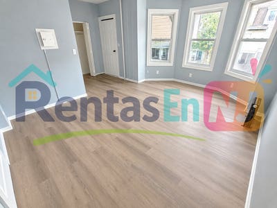 Updated 1.5 Bedroom Apartment in East Orange Main Photo