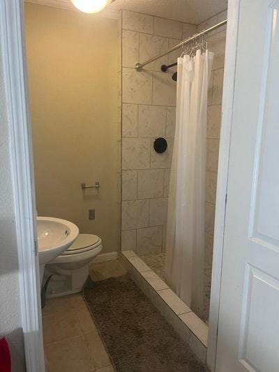 Private Room with bathroom  Main Photo