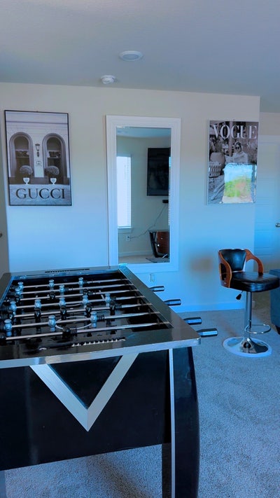 Long term rental: Large Room furnished available.  Main Photo