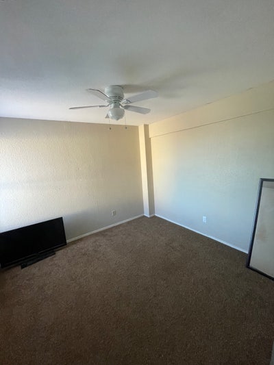 Room For Rent Main Photo
