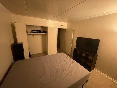 Room For Rent - South Ozone Park Main Photo