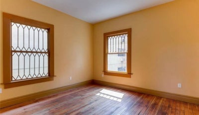 Victorian Home Room Main Photo