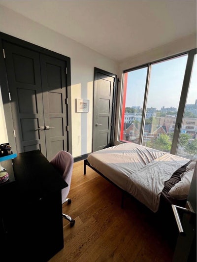 Room available in East Williamsburg Main Photo