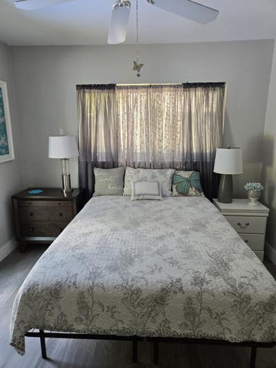 Home has 3 furnished bedrooms and 4 car driveway. Main Photo
