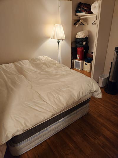 Room for Rent in North Mountain View Main Photo
