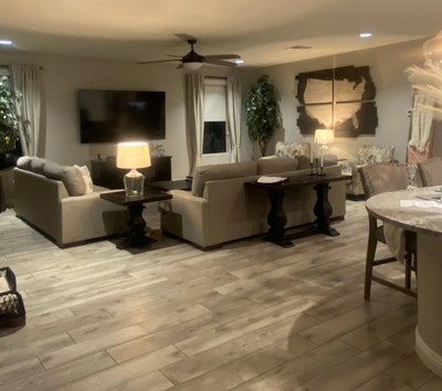 Gorgeous home in family neighborhood  Main Photo