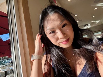 Professional Female seeks a small or large room Main Photo