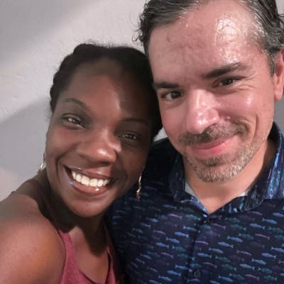 Professional Couple (37) Seeking Room, Casita, Gue Main Photo