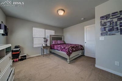* Spacious Furnished Room with Shared Amenities i Main Photo
