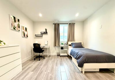 Co_living Apartment in West Adams_th Main Photo