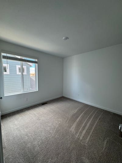 New Construction Room Rental Main Photo