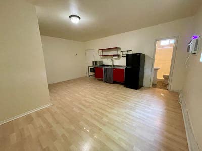 Lovely studio space in beautiful Pasadena Main Photo