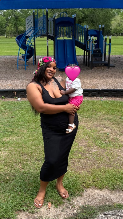 Single mom with 1 year old  Main Photo