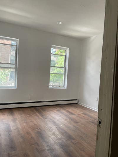 Private Room Utilities Included! Crotona Park  Main Photo