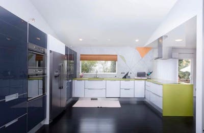 Ultra Modern Luxury Living Main Photo