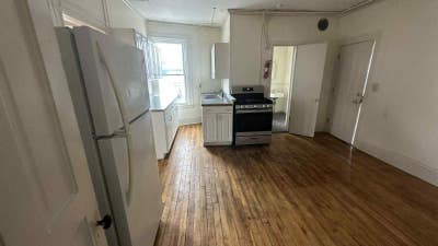 Awesome one BR downtown St Johnsbury  Main Photo