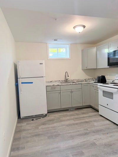Room for rent  Main Photo