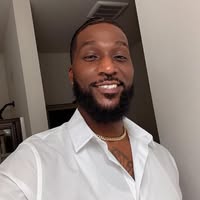 Room wanted in Houston Main Photo
