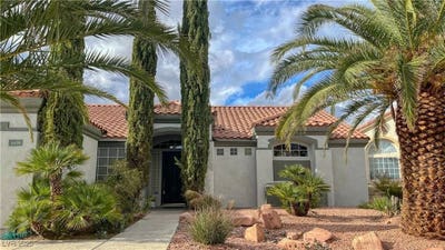 Beautiful and Relaxing Property Main Photo