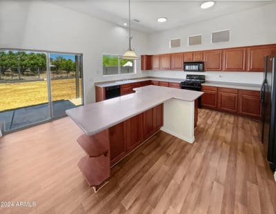 Private Furnished BR in LaveenAZ Main Photo