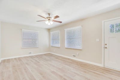 Amazing 4Beds 1.5Baths House Available Now for Re Main Photo