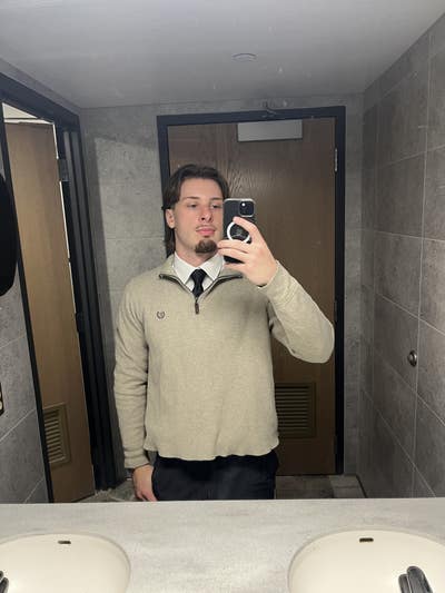 Student looking for room/roommates in NYC Main Photo