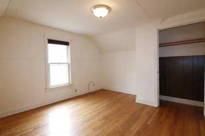 South Side Room for Rent - highly walkable! Main Photo