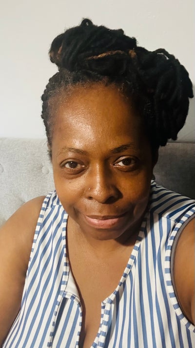 60 year old Female seeks a large room Main Photo