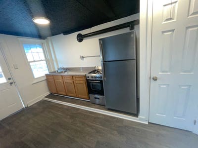 Convenient Cozy Studio_$mo Cohoes location Main Photo